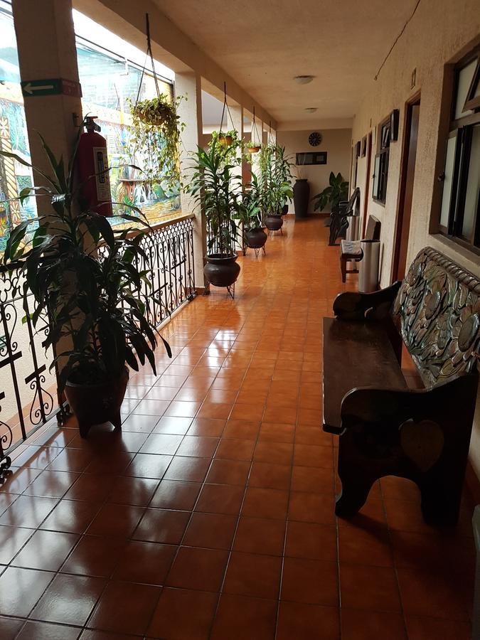 Hotel Nuevo Cupatitzio Uruapan  Esterno foto