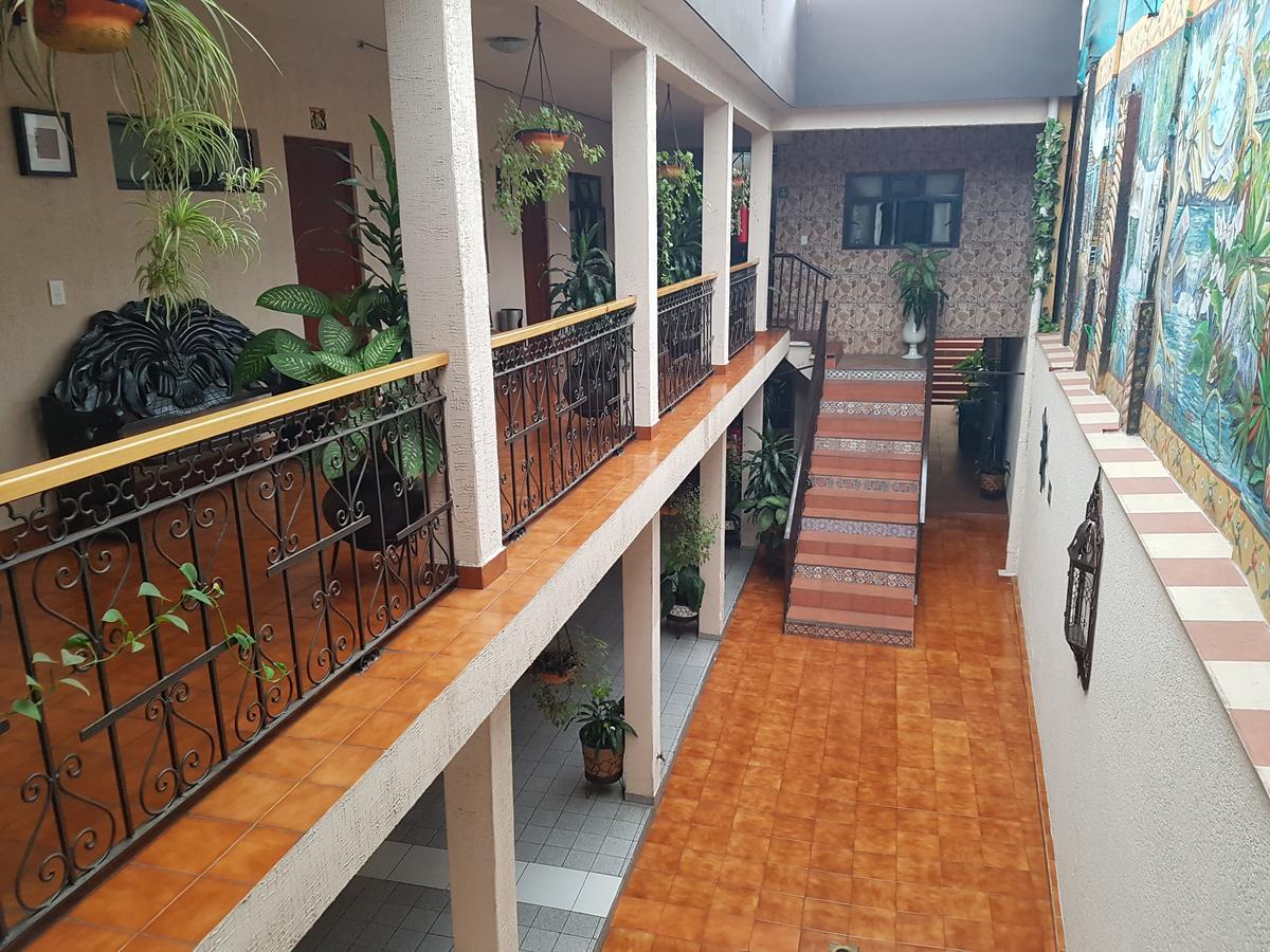 Hotel Nuevo Cupatitzio Uruapan  Esterno foto