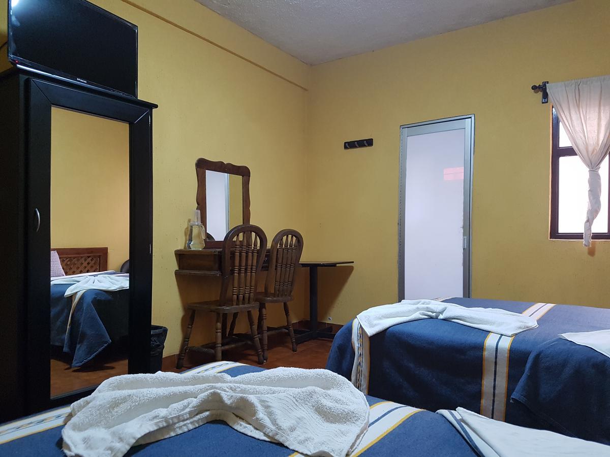 Hotel Nuevo Cupatitzio Uruapan  Esterno foto