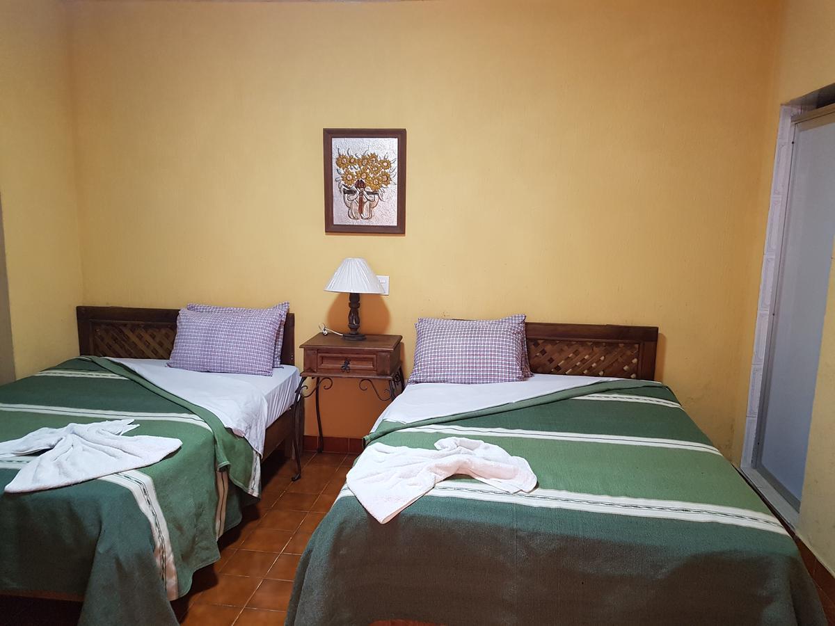 Hotel Nuevo Cupatitzio Uruapan  Esterno foto