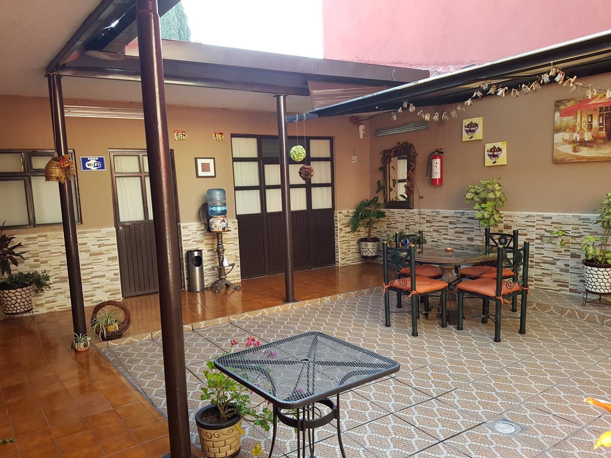 Hotel Nuevo Cupatitzio Uruapan  Esterno foto