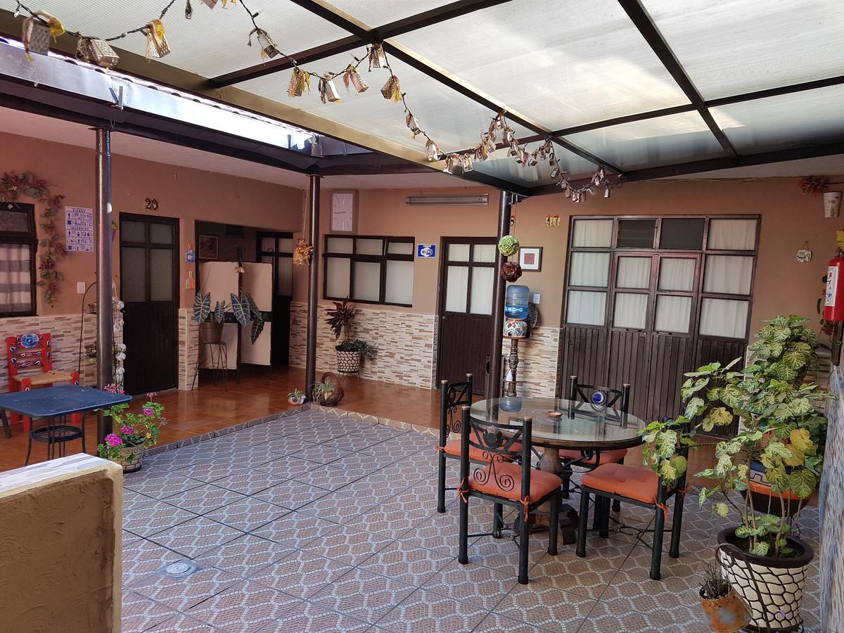 Hotel Nuevo Cupatitzio Uruapan  Esterno foto